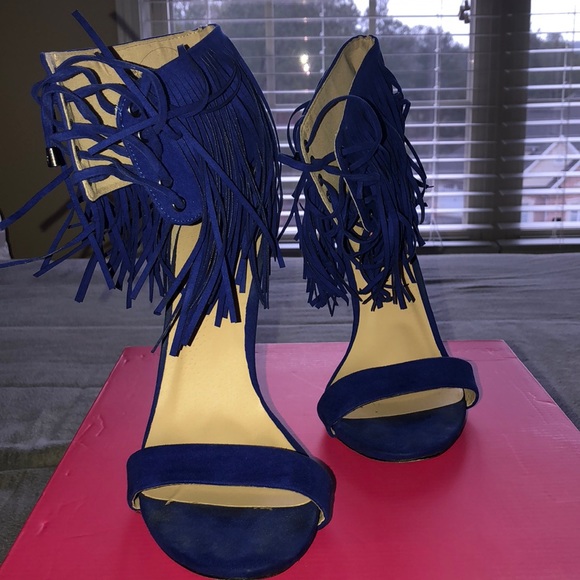 Tie up fringe pumps!! - Picture 2 of 4
